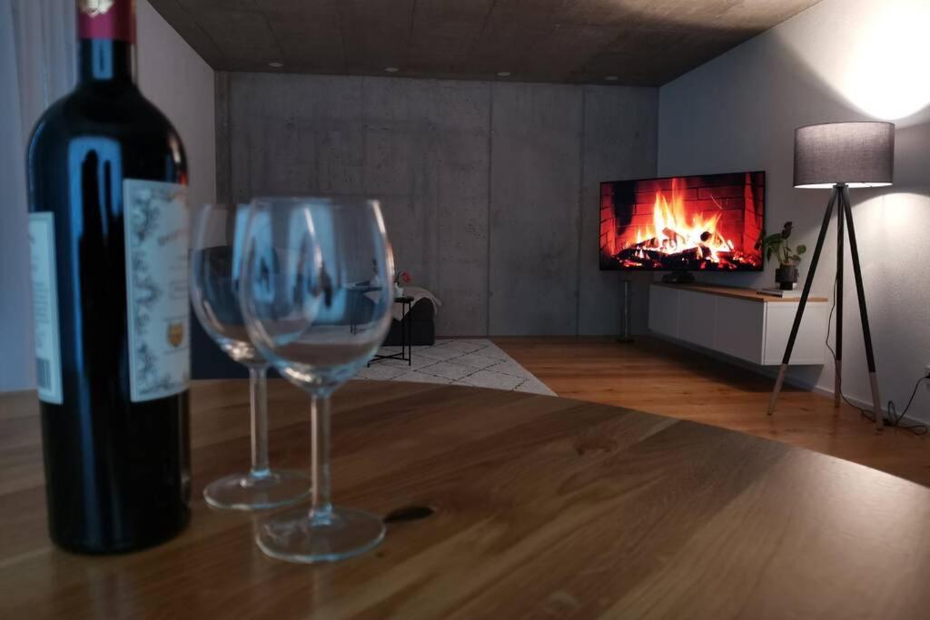 Moderne Ferienwohnung Rhenum Mit Wallbox Waldshut-Tiengen Luaran gambar