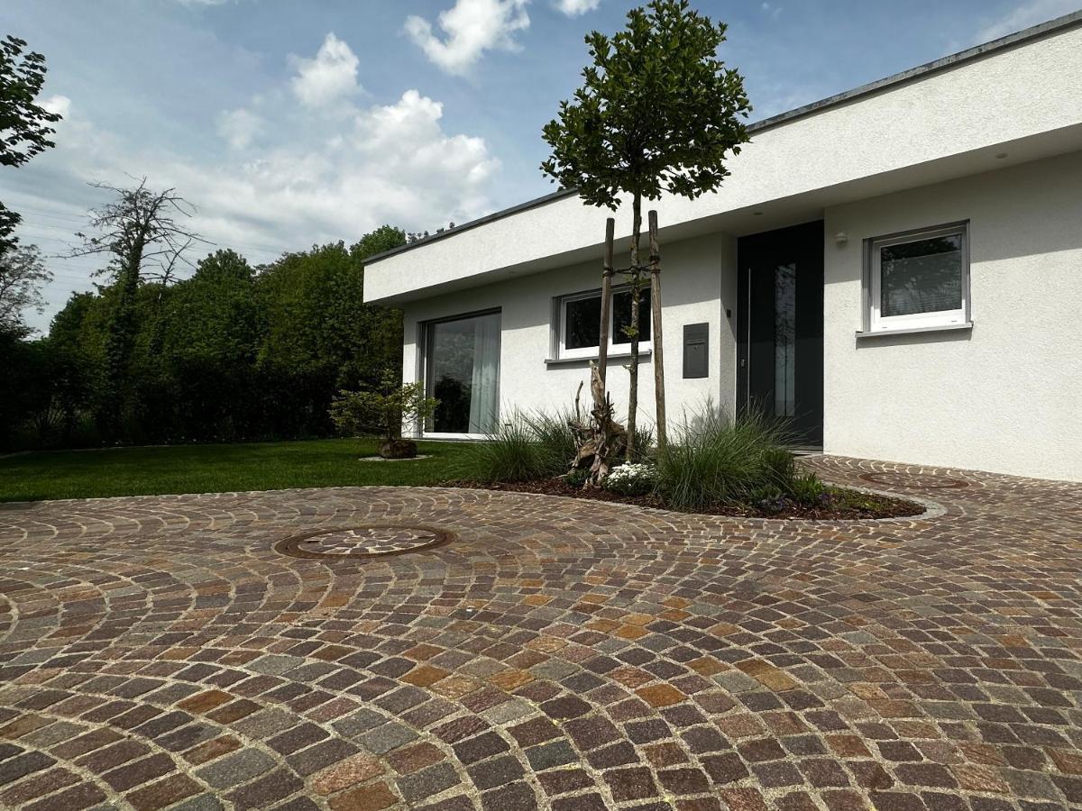 Moderne Ferienwohnung Rhenum Mit Wallbox Waldshut-Tiengen Luaran gambar